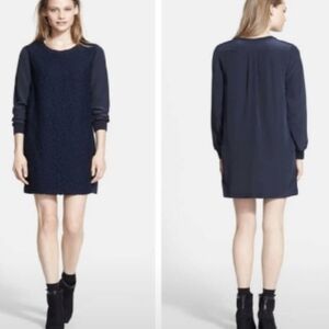 VINCE lace front dress Long silk sleeves Navy xs